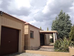 3 Bed Townhouse in Flamwood