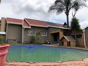 4 Bed House in Florida Park