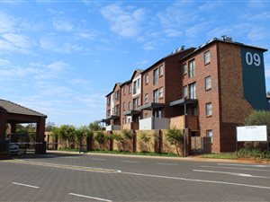 2 Bed Apartment in Montana Park