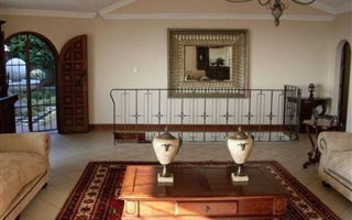 5 Bedroom House in Waterkloof Ridge