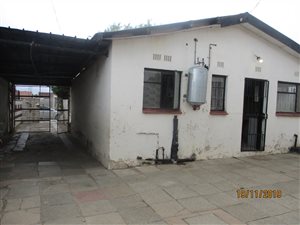 2 Bed House in Orlando East