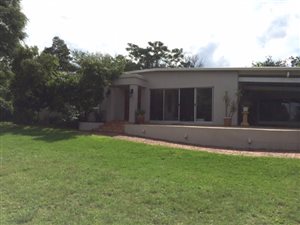 4.5 ha Smallholding in Mnandi AH
