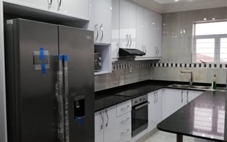 3 Bedroom Apartment in Morningside