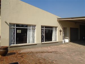 4 Bed House in Riversdale