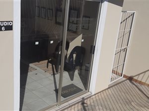 21 m² Office Space in Flamwood
