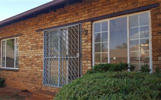 2 Bedroom Townhouse in Safari Gardens