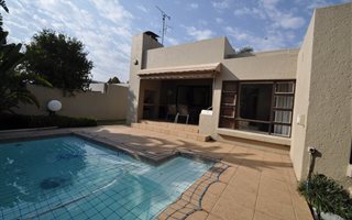 3 Bedroom House in Fourways Gardens