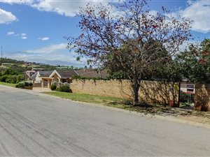 3 Bedroom House in Oatlands North