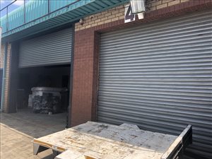 168 m² Industrial space in Waltloo