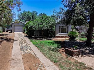 3 Bed House in Barkly West