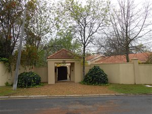 4 Bed House in Parel Vallei