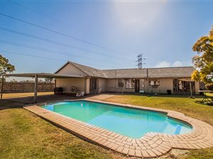 3 Bed House in Crystal Park