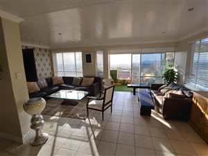 2 Bed Apartment in La Montagne