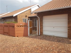 2 Bedroom Townhouse in Petersfield
