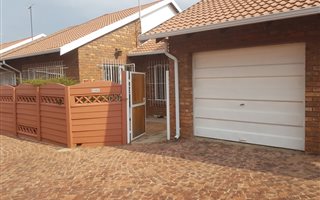 2 Bedroom Townhouse in Petersfield