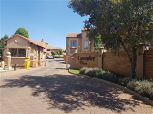 2 Bed Apartment in Boardwalk Villas