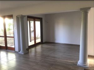 2 Bed Townhouse in Sunninghill