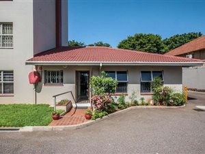 3 Bed Simplex in Morningside