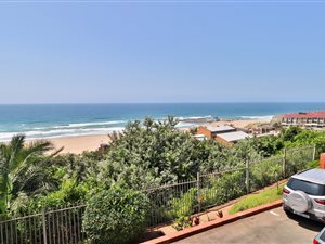 3 Bed Apartment in Amanzimtoti