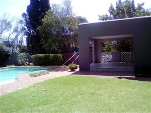 3 Bedroom Townhouse in Craighall Park