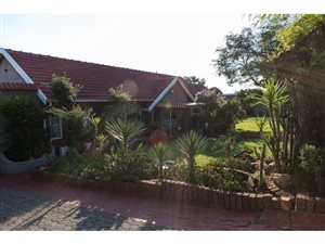 3 Bed House in Fleurhof