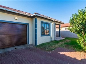 3 Bed House in Goudrand