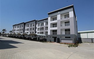 2 Bedroom Apartment in Edenglen