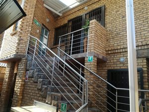 9 Bed House in Diepkloof