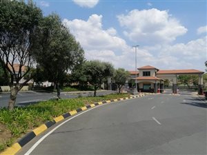 977 m² Land available in Savannah Hills