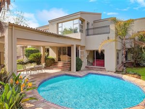 6 Bed House in Dainfern