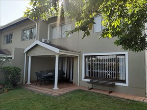 3 Bed Townhouse in Waterfall