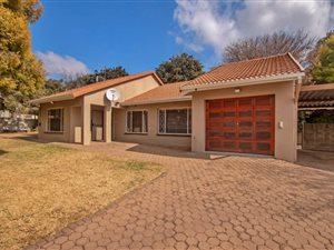 3 Bed House in Florida Lake