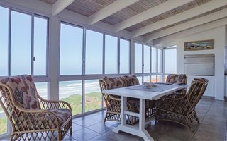 4 Bedroom House in Brenton on Sea