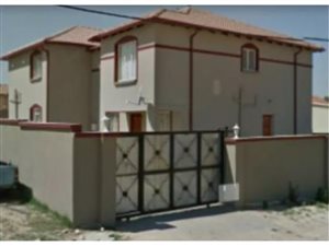 2 Bed House in Cosmo City