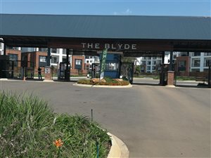2 Bed Apartment in Willow Park Manor
