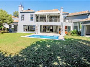 4 Bed House in Dainfern Valley