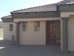 3 Bed House in Clarina