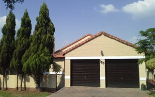 4 Bedroom Cluster in Bloubosrand