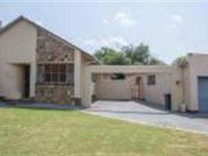 4 Bed House in Alan Manor