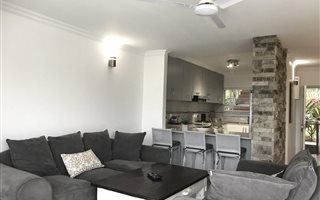 3 Bedroom Apartment in Willard Beach