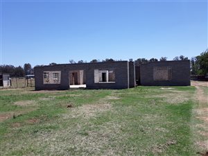 2.2 ha Farm in Ophir AH