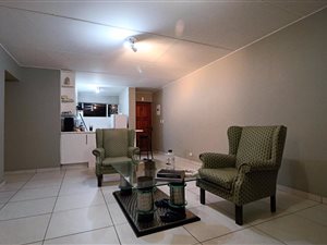 2 Bed Apartment in Marais Steyn Park