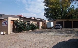 41000 m² Commercial space in Withok Estates