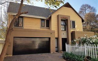 3 Bedroom House in Zwartkop Golf Estate
