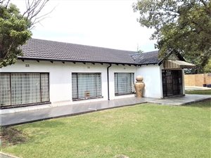 4 Bed House in Brackendowns