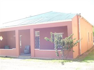 3 Bed House in Victoria West