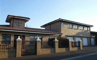 5 Bedroom House in Newcastle Central