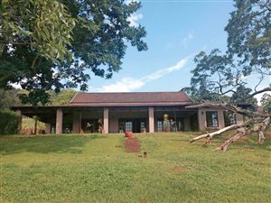 5 Bed House in Crestholme