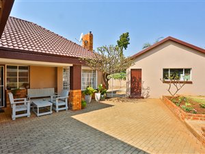 3 Bedroom House in Franklin Roosevelt Park