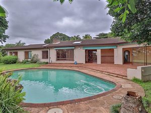 4 Bed House in Forest Hills